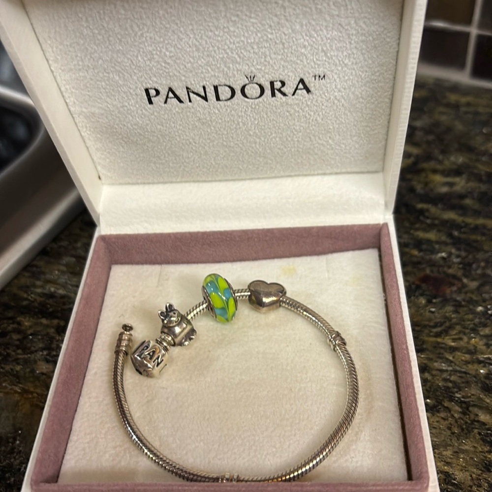 Pandora 925 bracelet, 1 Murano glass bead, 2 charms 925 silver